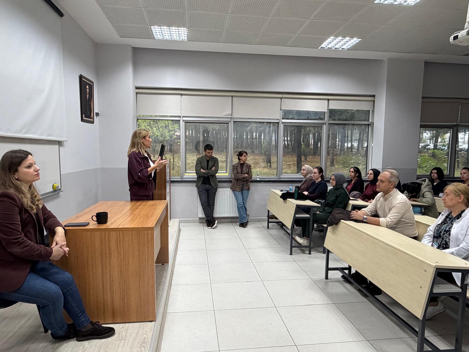 2026-2027 Egitim-Ögretim Yılı FTR Bölümü Dönem 4 Öğrencilerine Klinik Oryantasyon Eğitimi Verildi.